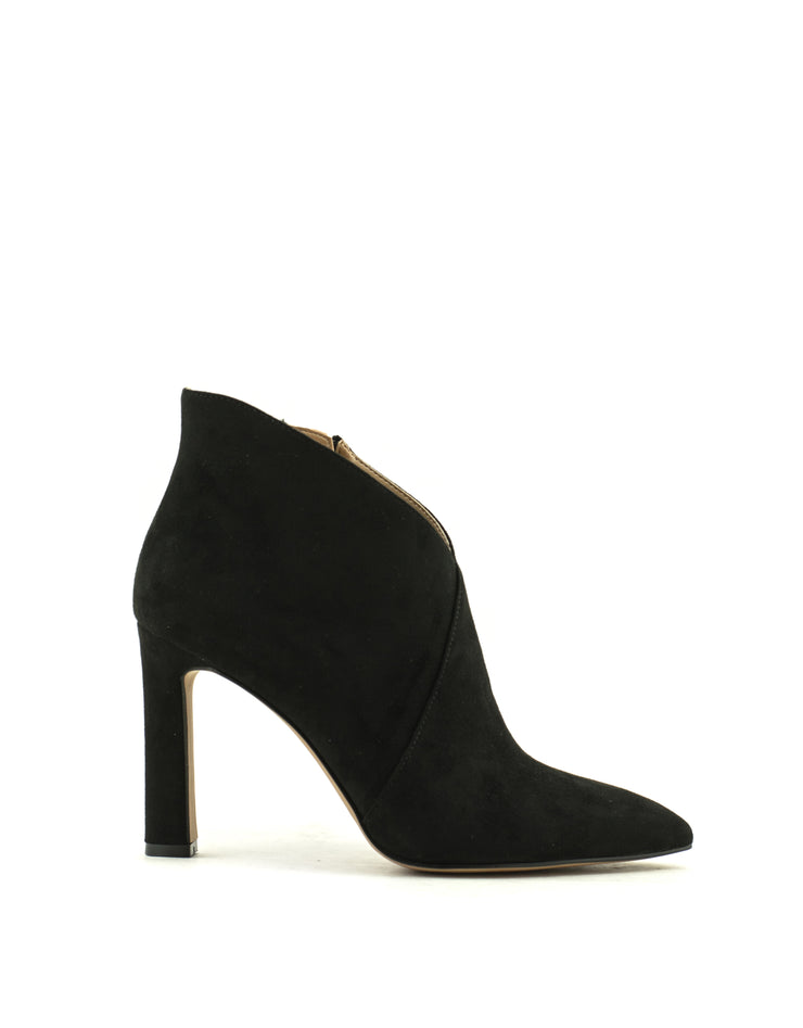 Jessica Simpson — Nivenne Shoe - Black