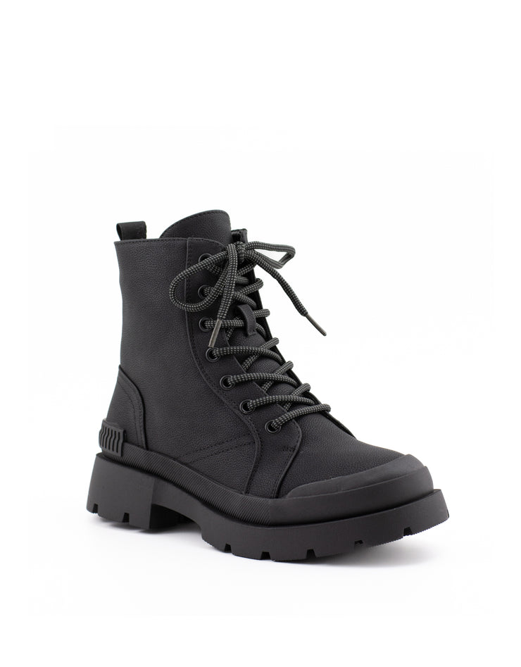 Religious Comfort — Maclovin Vegan Boot - Black
