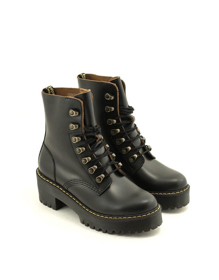 Dr. Martens — Leona Boot Vintage - Smooth Black Leather
