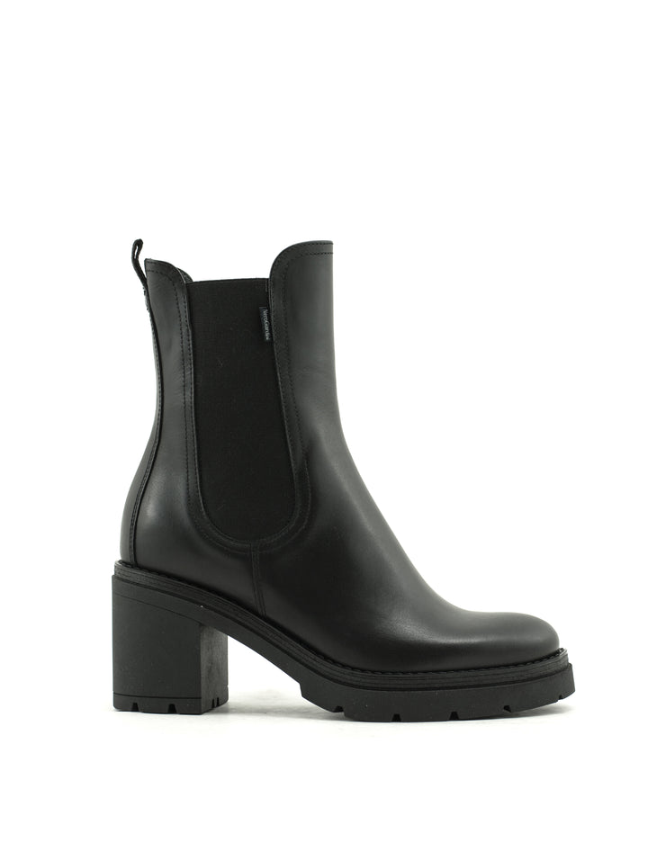 Nero Giardini — I117130D Chelsea Boot - Black