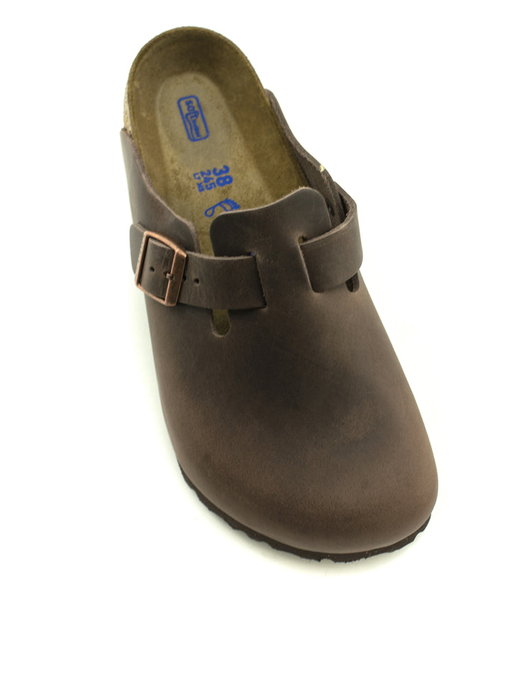 Birkenstock — Boston Oiled Leather Soft Footbed - Habana Regular Width